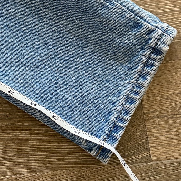 Chic Vintage High Rise Straight Tapered Leg 90s Faded Distressed Mom Jeans - Picture 12 of 12